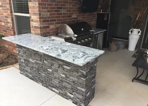 7 ft Outdoor Bar Island